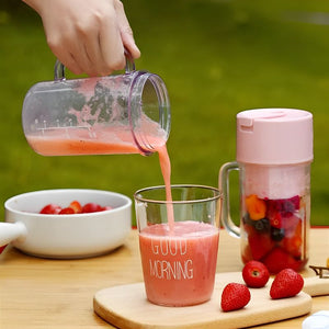 Crusher Juicer with charging cable